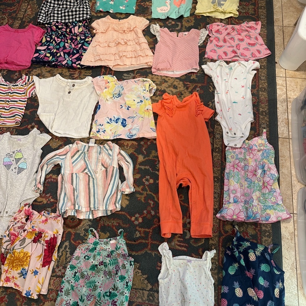 Colorful Baby Clothing lot. 23 pieces total. 12 month baby girl - Picture 3 of 4